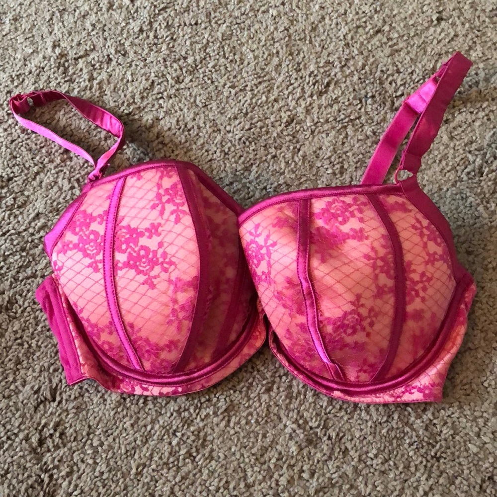 Hot pink lace bra 34DD